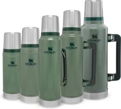 Stanley The Legendary Classic Bottle 1,00L - Thermosfles - Hammertone Green -Barbecue Series Winkel 1200x1085 2