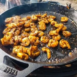 Valhal Outdoor Skillet / Plancha / Koekenpan - Gietijzer - Diameter 35cm, Twee Handvatten, VH35F -Barbecue Series Winkel 1200x1200 106