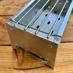 Spiedini Saté-bbq Bali 40 Mini - Kleine, Smalle Houtskoolbarbecue Met Horizontaal Rooster Voor Sate Of Andere Spiesjes - 40 Cm Lang, 11 Cm Breed, 14 Cm Hoog - Ideaal Voor Tuin- Of Open Haard, Of Balkon - Materiaal: Gealuminiseerd Ijzer -Barbecue Series Winkel 1200x1200 711