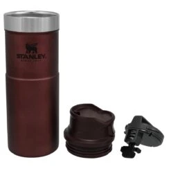 Stanley Trigger-Action Travel Mug 0.47L - Thermosfles - Wine -Barbecue Series Winkel 1200x1200 958