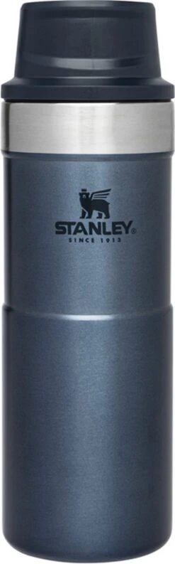 Stanley Classic Trigger-Action Thermosfles - 0.35L- Nightfall -Barbecue Series Winkel 374x1200 2