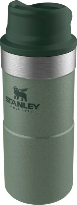 Stanley Trigger-Action Travel Mug 0.35L - Thermosfles - Hammertone Green 12 Stanley Trigger-Action Travel Mug 0.35L - Thermosfles - Hammertone Green -Barbecue Series Winkel 453x1200 3