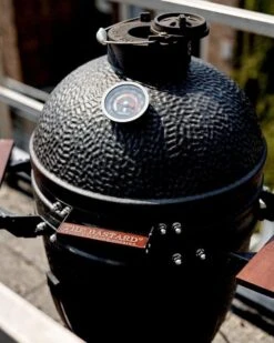 The Bastard Urban Medium - Kamado Barbecue - Kamado BBQ -Barbecue Series Winkel 960x1200 4